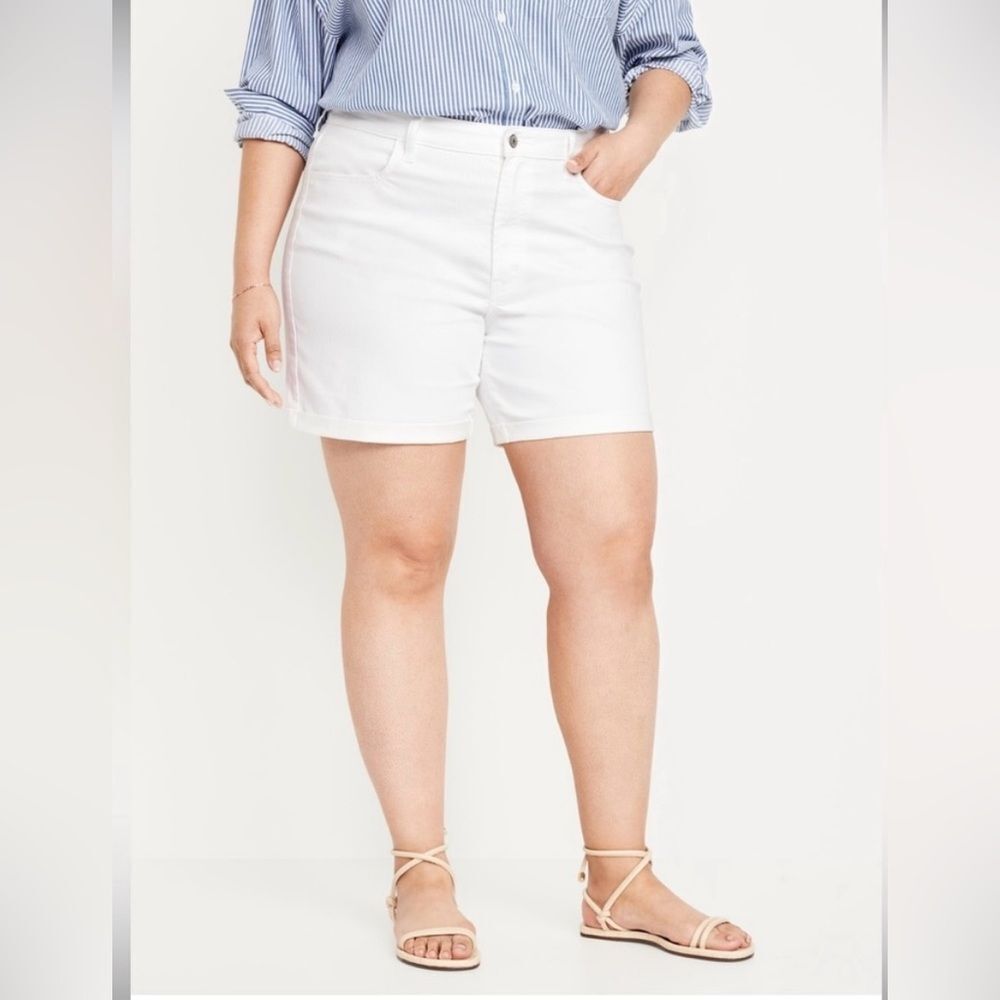 NWT Old Navy high rise WOW White Jean Shorts - Picture 1 of 10